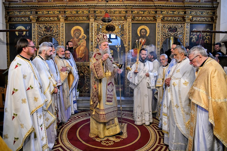 Митрополит Јоаникије у Недјељу Марије Египћанке богослужио у манастиру Савина
