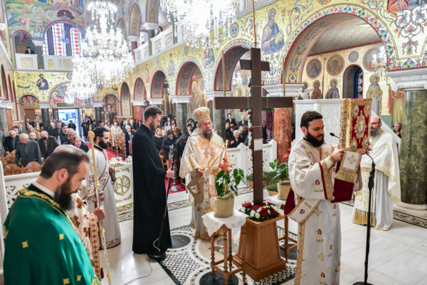 Σερρών Θεολόγος: «Σταυρός: Η θύρα του Παραδείσου»