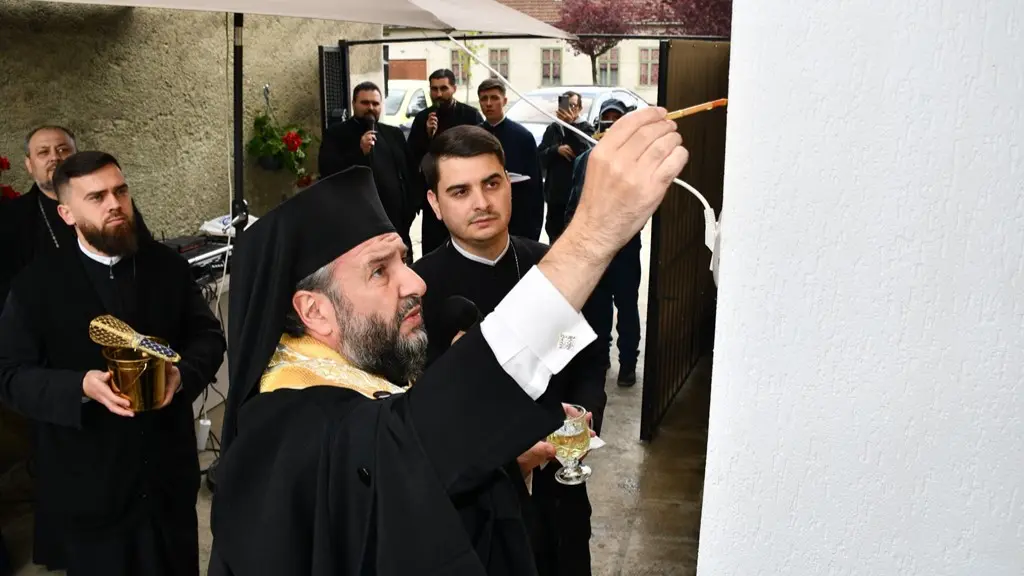 Episcopul Lucian a sfințit un nou centru de servicii sociale în eparhie