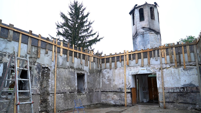 Започва възстановяване на храма „Възнесение Господне“ във Вършец, който бе поразен от пожар преди година