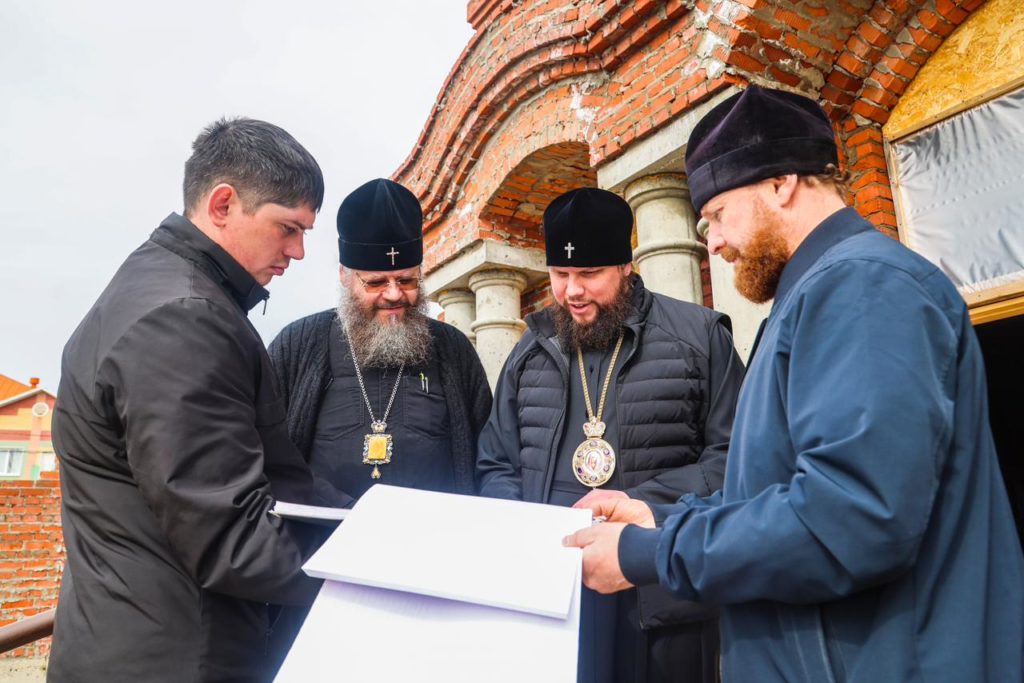 ПРЕДСЕДАТЕЛЬ ФХУ ПРОВЕЛ РАБОЧЕЕ СОВЕЩАНИЕ ПО СТРОИТЕЛЬСТВУ И РЕСТАВРАЦИИ ХРАМОВ ТАМБОВСКОЙ ЕПАРХИИ