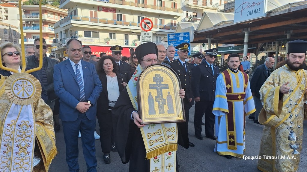 Υποδοχή αποτμήματος Τιμίου Ξύλου στην Αμφιλοχία (ΦΩΤΟ)