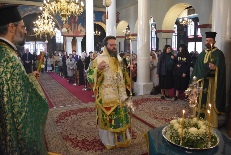 Ο Μητροπολίτης Μαρωνείας για τη σημασία της Εορτής της Σταυροπροσκυνήσεως