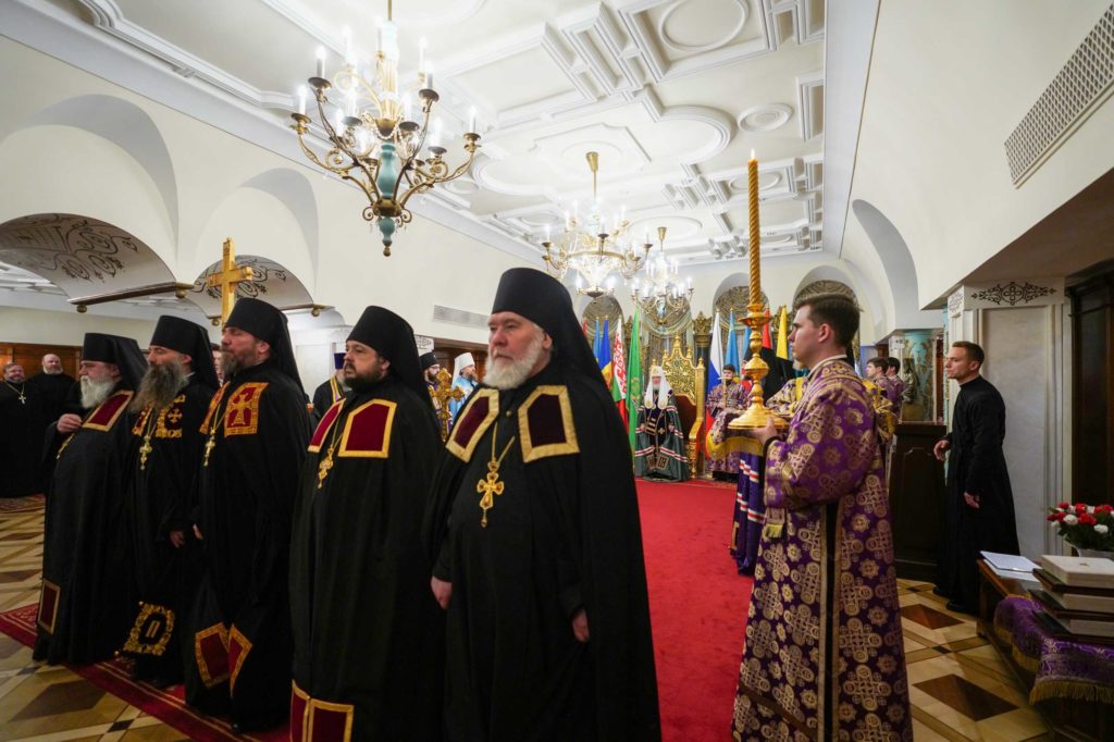 Состоялось наречение архимандрита Авксентия (Абражея) во епископа Несвижского, архимандрита Серафима (Пасанаева) во епископа Минусинского, архимандрита Патрокла (Поромбака) во епископа Дондюшенского