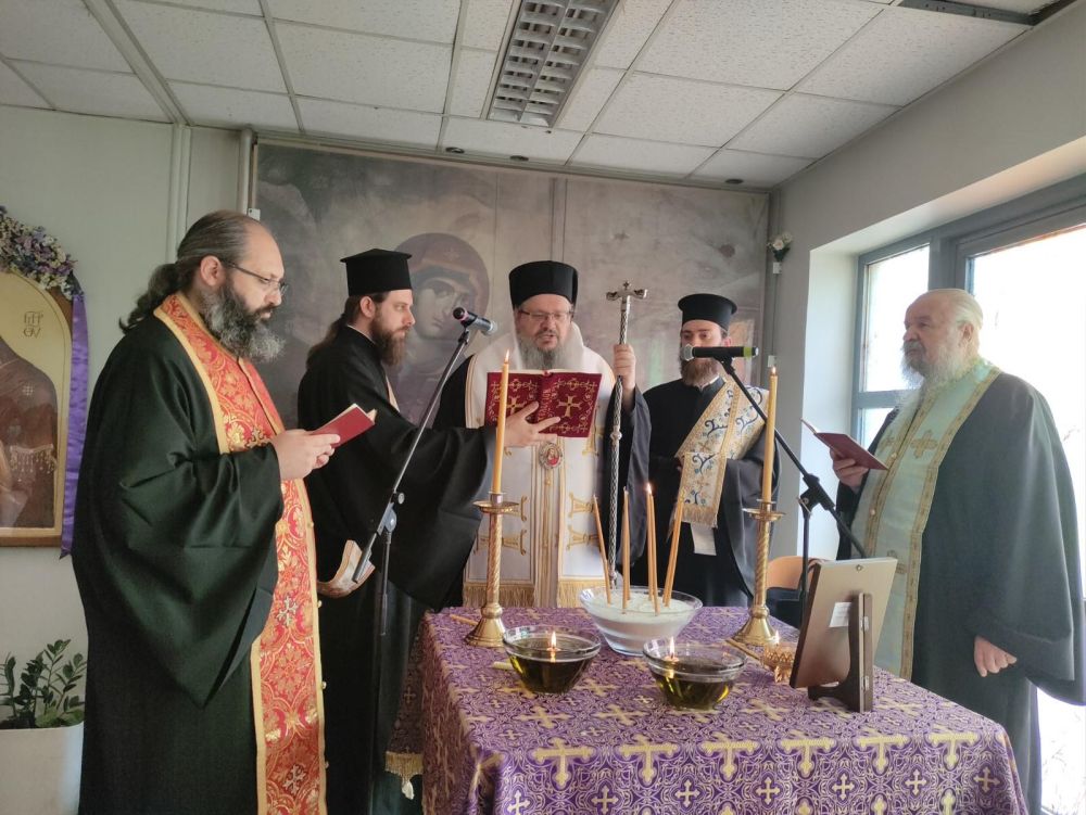 Ευχέλαιο στο Πανεπιστημιακό Νοσοκομείο Λάρισας τέλεσε ο Μητροπολίτης Ιερώνυμος