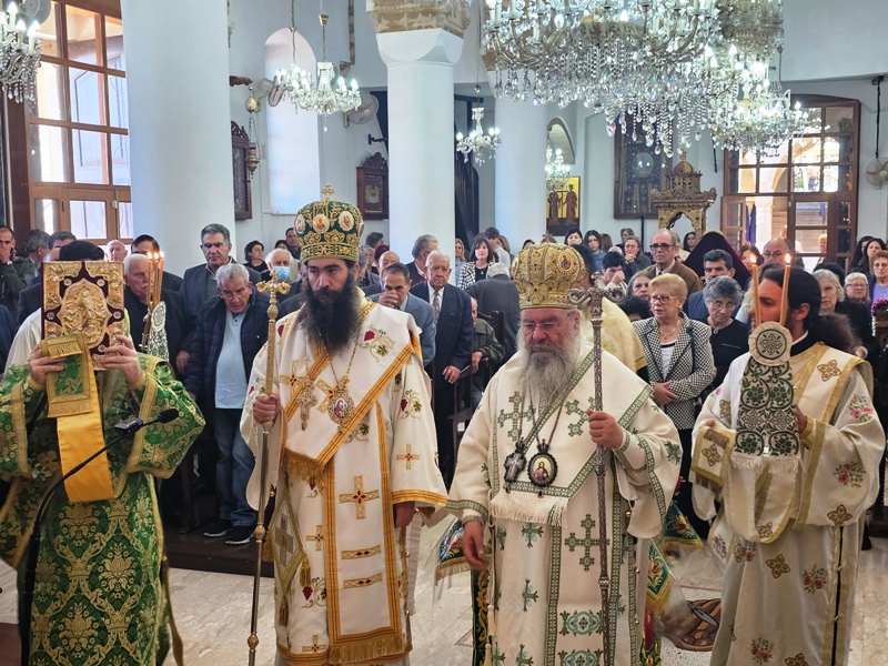 Συλλείτουργο Λεμεσού Αθανασίου με Πάφου Τυχικό στο Όμοδος