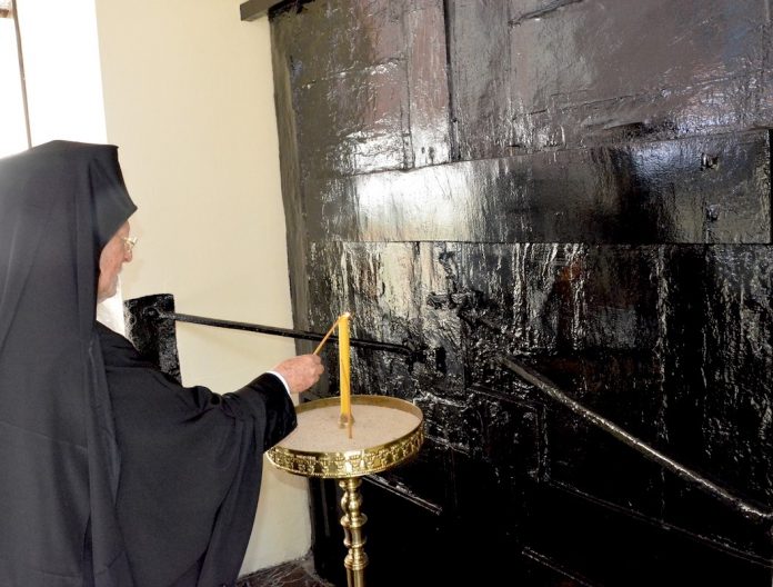 Ο Οικουμενικός Πατριάρχης τίμησε τη μνήμη του προκατόχου του Γρηγορίου Ε’