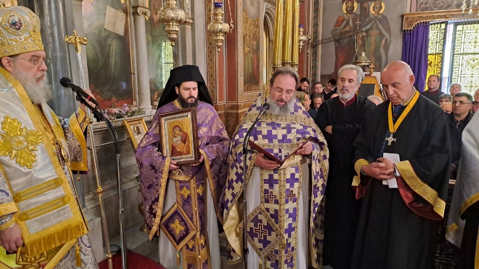 Τιμητική διάκριση στον Πρωτοψάλτη του Ι.Ν. Κοιμήσεως της Θεοτόκου Αμαρουσίου Αθανάσιο Ντζάνη