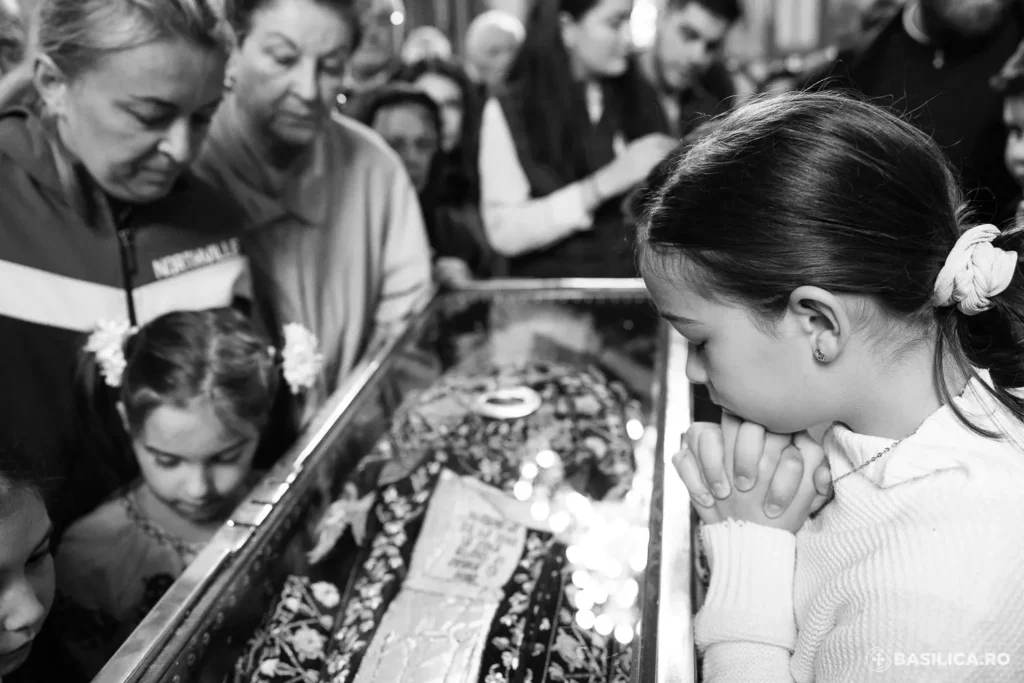 Peste 120 de biserici au fost vizitate de Sf. Dimitrie cel Nou: Credincioșii sunt așteptați să îi întoarcă gestul