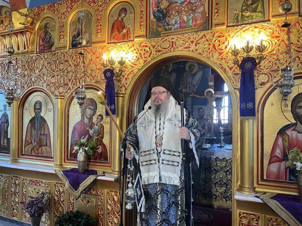 Προηγιασμένη Θεία Λειτουργία στο Δασοχώρι τέλεσε ο Μητροπολίτης Λαρίσης