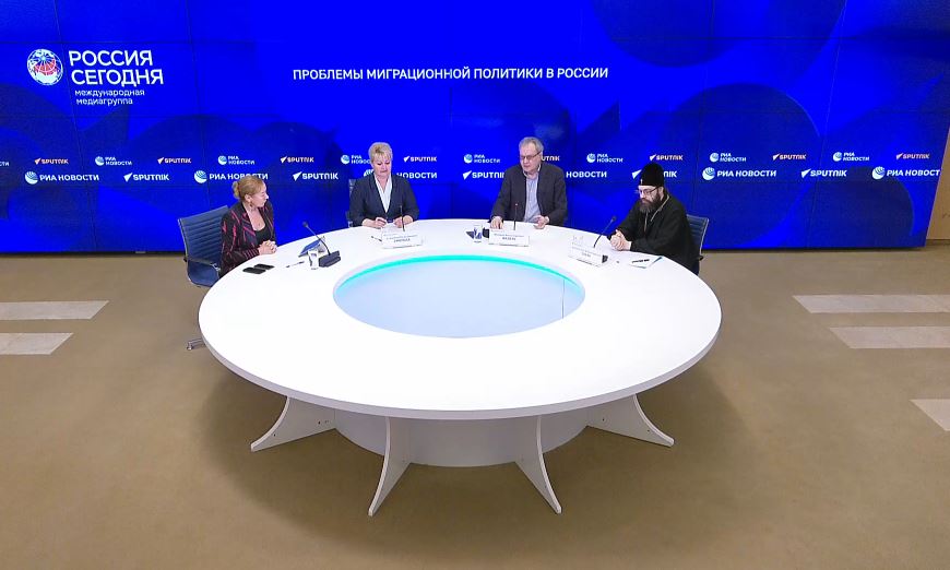 Απειλή για τη Ρωσία θεωρεί το Πατριαρχείο Μόσχας την ανεξέλεγκτη μετανάστευση