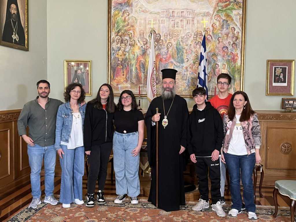 Ο Μητροπολίτης Ρεθύμνης απάντησε στις ερωτήσεις των μικρών «δημοσιογράφων»