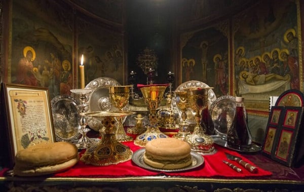 Πλημμύρισε και ξεχύθηκε από την καρδία μου η κατάνυξη…