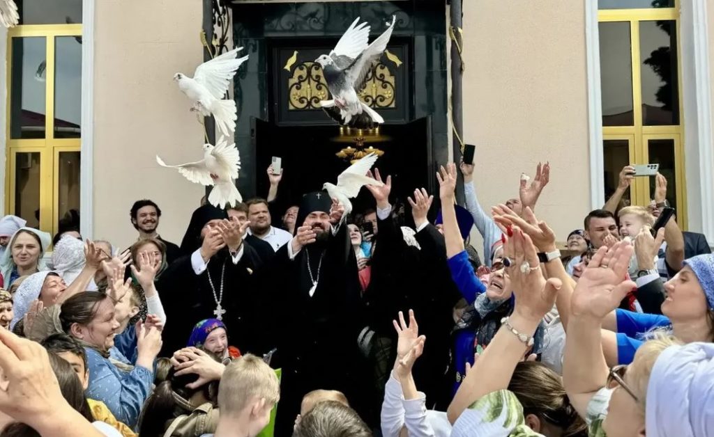 Архиепископ Пятигорский Феофилакт посетил приходы Патриаршего благочиния в Туркменистане