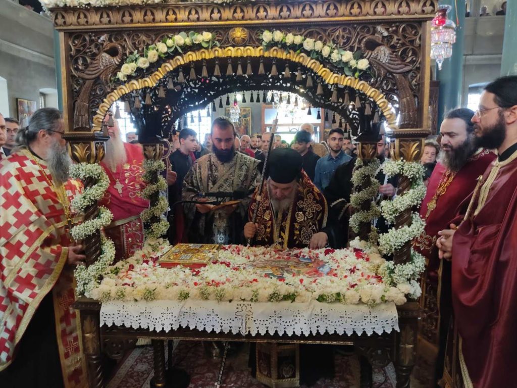 Οι Ακολουθίες των Μεγάλων Ωρών και του Εσπερινού της Αποκαθηλώσεως στα Γιαννιτσά