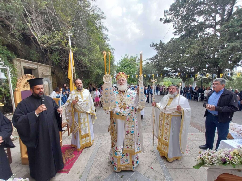 Η εορτή της Ζωοδόχου Πηγής στο Ίνι Μονοφατσίου