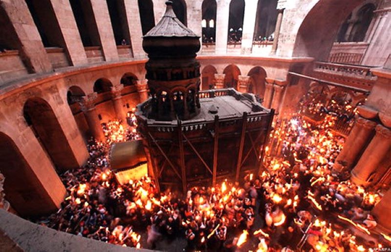 Η Τελετή του Αγίου Φωτός στον Πανίερο Ναό της Αναστάσεως στα Ιεροσόλυμα (ΒΙΝΤΕΟ)