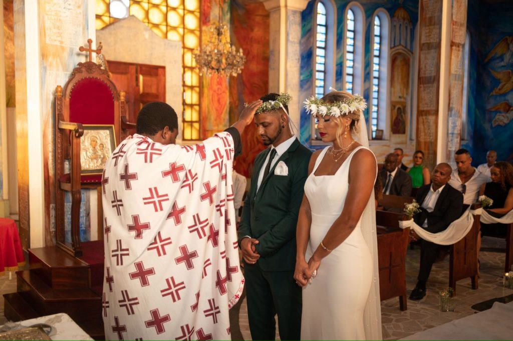 Το Ιερό Μυστήριο της βάπτισης και του γάμου στο Μαπούτο Μοζαμβίκης