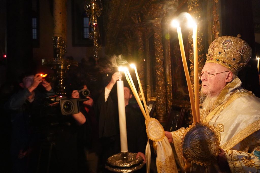 Με την ευχή να επικρατήσει ειρήνη, δικαιοσύνη και αλληλεγγύη στη Μέση Ανατολή και την Ουκρανία εορτάστηκε η Ανάσταση του Κυρίου στο Φανάρι