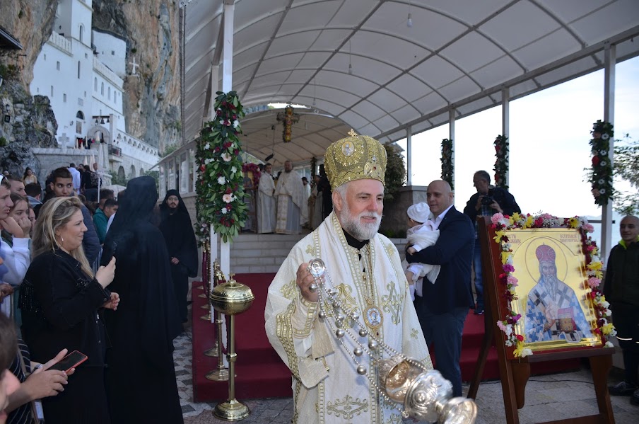 Бесједа Владике дизелдорфског Григорија у Острогу на празник Светог Василија Острошког