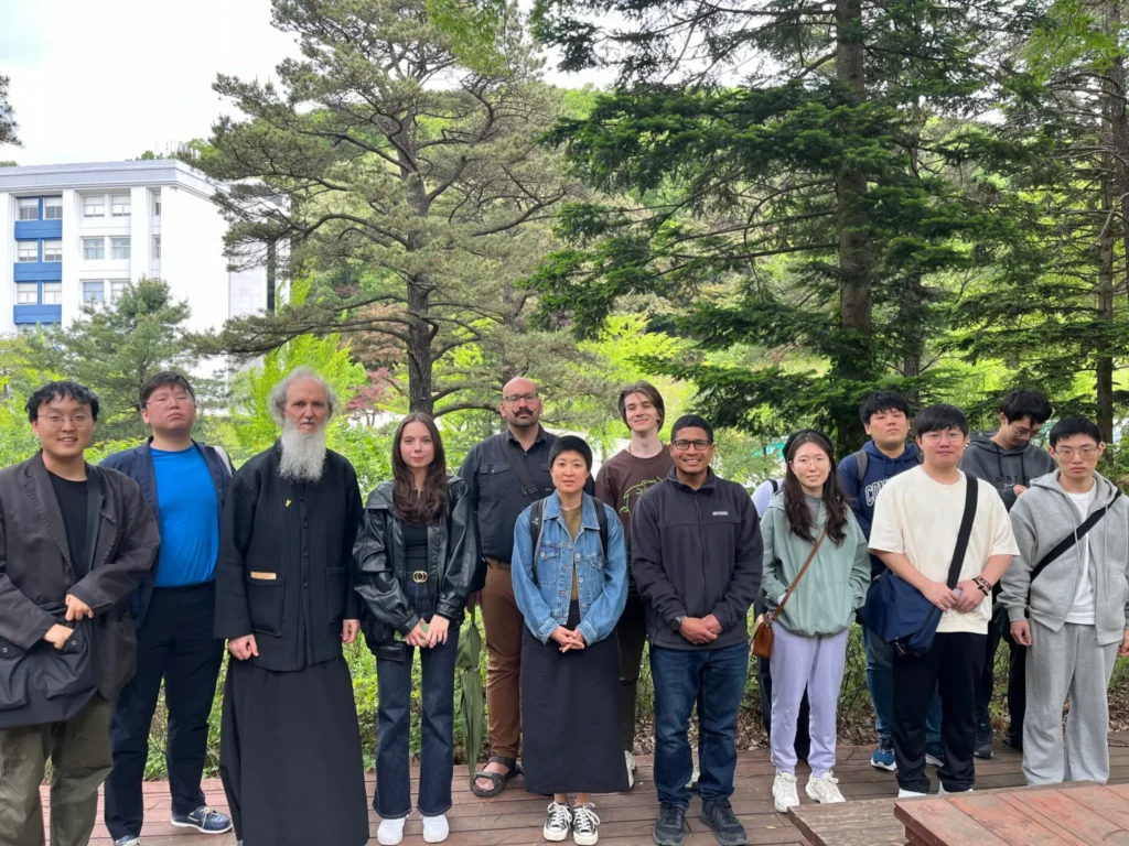 Excursion to Hankuk University of Foreign Studies (HUFS) at Yong-in