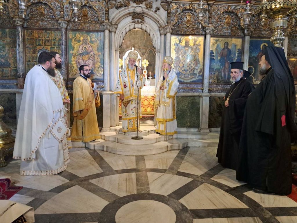 Το προσκύνημα των Χαλκιδέων στην Μεγαλόχαρη της Τήνου (ΦΩΤΟ)