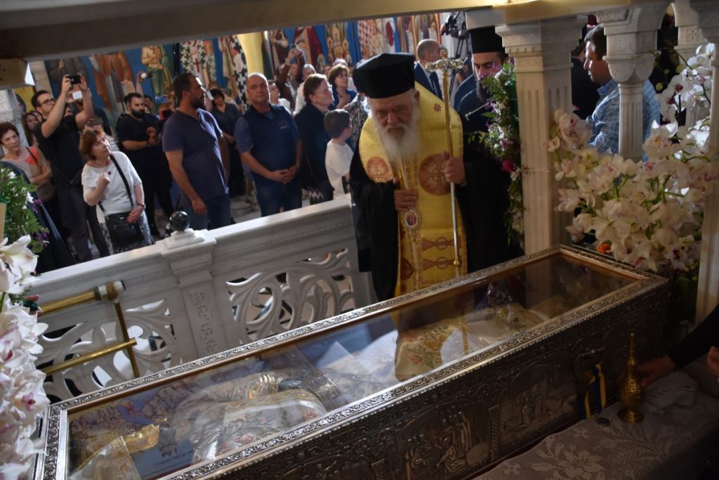 Ο Αρχιεπίσκοπος Ιερώνυμος στη διπλή εορτή του Οσίου Ιωάννου του Ρώσσου στο Νέο Προκόπι, έναν αιώνα μετά την έλευση του ιερού λειψάνου του στην Ελλάδα