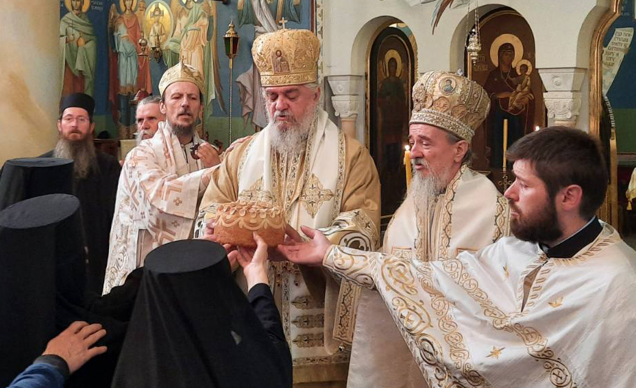 Владика Атанасије прославио имендан у манастиру Ваведењу