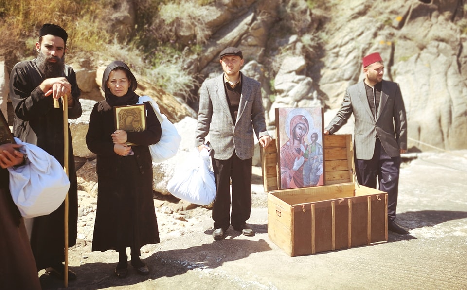 Οι κάτοικοι της Αφησιάς αναβίωσαν τον ξεριζωμό των παππούδων τους