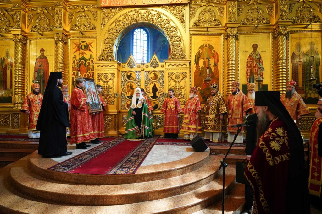 В день памяти святителя Николая Чудотворца Предстоятель Русской Православной Церкви совершил Литургию в Николо-Угрешском ставропигиальном монастыре