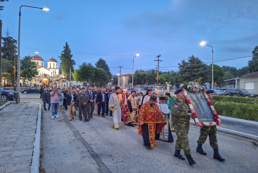 Μαρωνείας Παντελεήμων: Να μιμηθούμε τις αρετές των Αγίων Ισαποστόλων Κωνσταντίνου και Ελένης