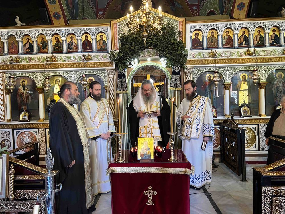 Το Ευχέλαιο της Μεγάλης Τετάρτης στον Ιερό Ναό Αγίου Αποστόλου Θωμά Λαρίσης