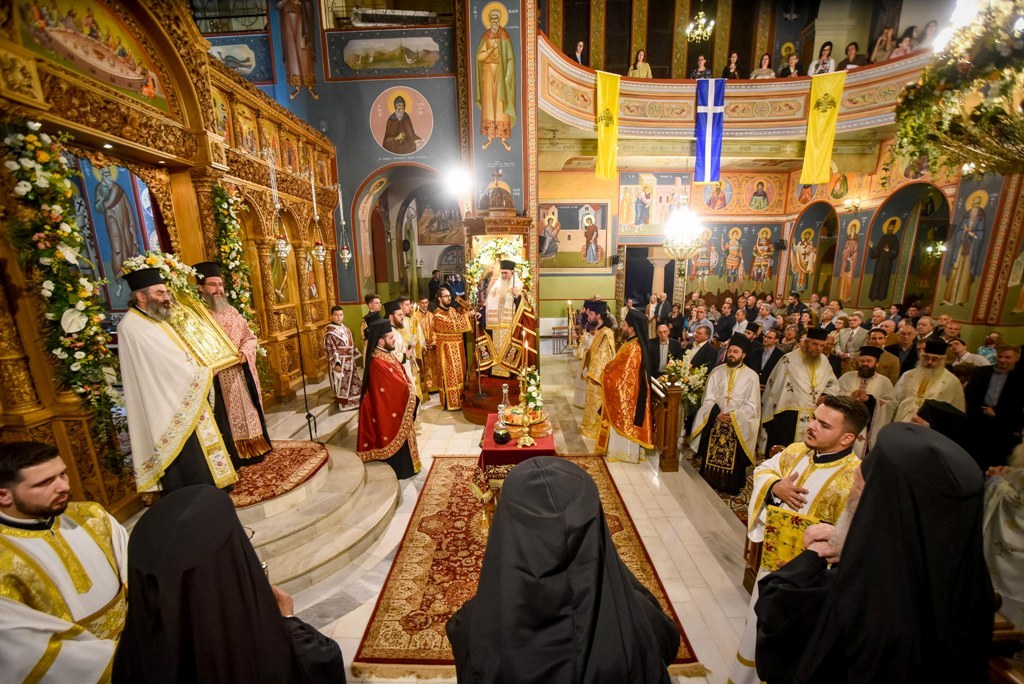 Ο Εσπερινός του πολιούχου Αγίου Χριστοφόρου στο Αγρίνιο