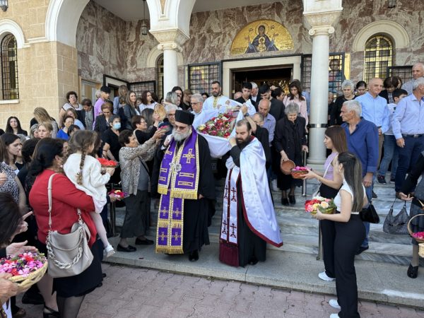 Η Αποκαθήλωση του Εσταυρωμένου Χριστού στην Ιερά Μητρόπολη Ταμασού