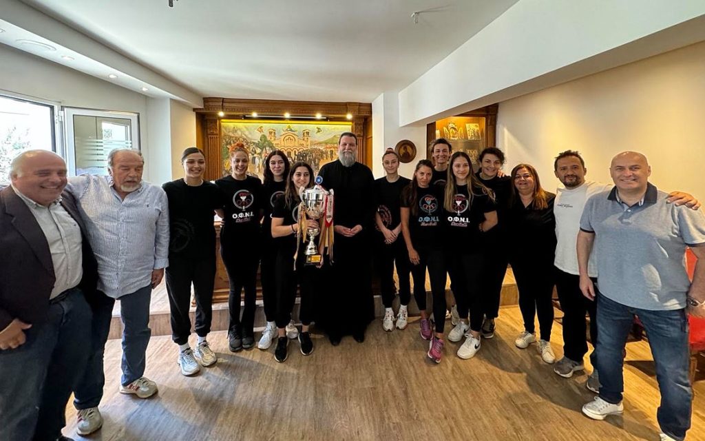 Ο Μητροπολίτης Ν. Ιωνίας Γαβριήλ υποδέχθηκε την πρωταθλήτρια Ελλάδος ΟΦΝ Ιωνίας