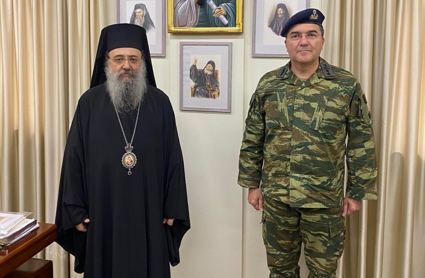 Ο Διοικητής της ΙV Μεραρχίας Πεζικού «Πελοπόννησος» στον Μητροπολίτη Πατρών