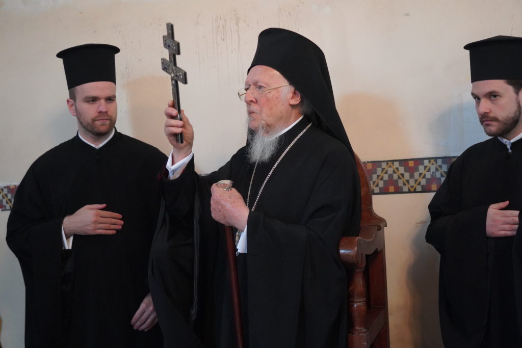 Οικουμενικός Πατριάρχης: “Ο Άρχων και εξουσιαστής της ειρήνης να φωτίσει τους ισχυρούς της γης να καταλήξουν σε συμφωνίες καταπαύσεως του πυρός”