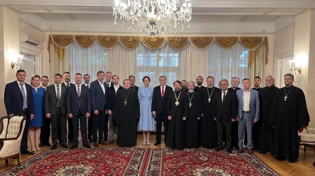Пасхальный прием для православного духовенства прошел в Российском Посольстве в Будапеште