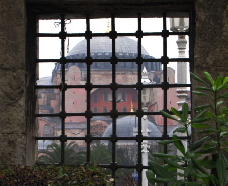 Ιερά Αγρυπνία για την επέτειο Άλωσης της Κωνσταντινουπόλεως στον Ιερό Ναό Αγίου Νικολάου Φλαρίου (Καλαμάτας)