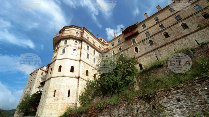 Αντιπροσωπεία της κυβέρνησης της Βουλγαρίας επισκέπτεται τη Μονή Ζωγράφου στο Άγιο Όρος