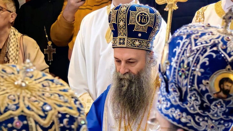 Торжествено и литургијски прослављена три јубилеја Преподобног Оца Јустина – Патријарх Порфирије: У најтежа времена за наш народ Свети Јустин Ћелијски благовестио је спасење у Христу (ФОТО/ВИДЕО)