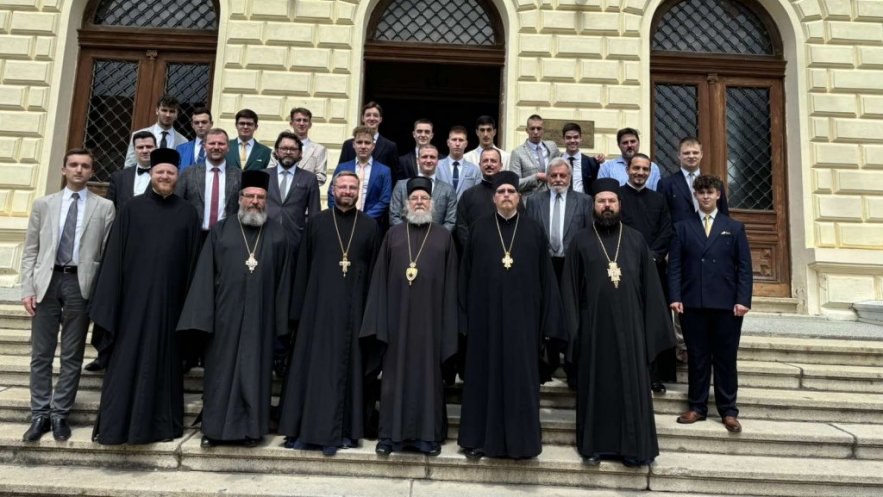 Матура и додела диплома у богословијама Српске Православне Цркве
