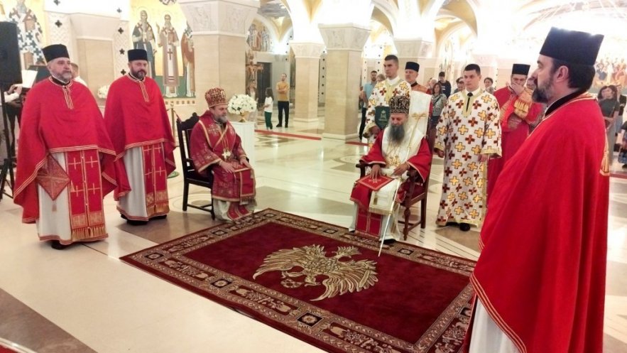 Слава крипте Храма Светог Саве на Врачару – Патријарх Порфирије: Молимо се за нашу браћу и сестре на Косову и Метохији (ФОТО/ВИДЕО)