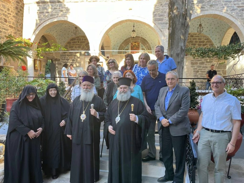 Οι Μητροπολίτες Μάνης Χρυσόστομος και Ύδρας Εφραίμ στην Ιερά Μονή Χρυσολεοντίσσης Αιγίνης