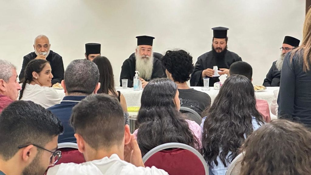 ‎المطرانُ خريستوفوروس يزورُ مخيّمَ الموسيقى البيزنطيّة