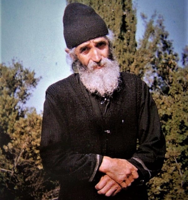 Ο Άγιος Παΐσιος γι’ αυτούς που έπαιζαν χαρτιά στο μοναστήρι…