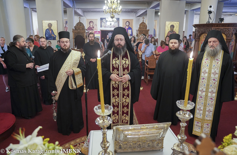 Με συγκίνηση η αναχώρηση της αφθάρτου Χειρός της Αγίας Μαρίας της Μαγδαληνής από την Παναγία Δοβρά (ΦΩΤΟ-BINTEO)