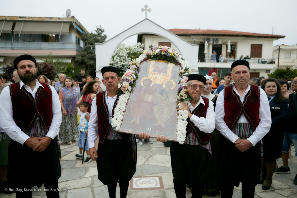 Πανηγυρικός Εσπερινός στον Ι.Ν. Αγίας Τριάδος Ακτής Θερμαϊκού