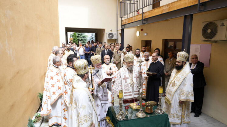 O Μητροπολίτης Τρανσυλβανίας τέλεσε την Ακολουθία του Αγιασμού νέου Κέντρου Ηλικιωμένων στο Σιμπίου
