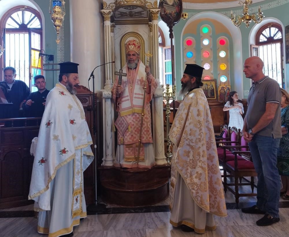 Ο Μητροπολίτης Χρυσόστομος στον Ιερό Ναό Ευαγγελισμού της Θεοτόκου Σύμης